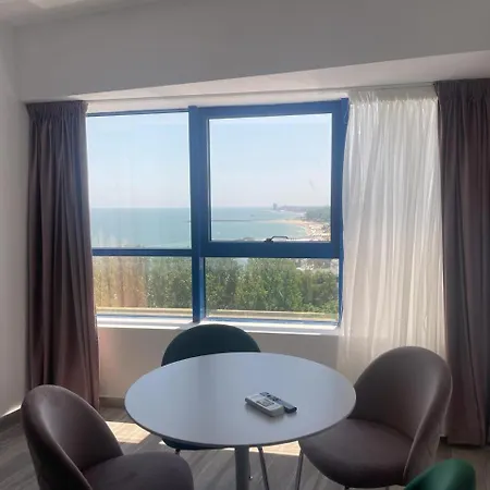 Sea View Etajul 9 公寓