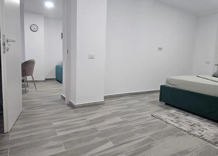 公寓 Sea View Etajul 9 *