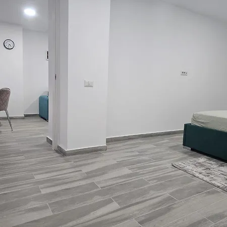 Apartmán Sea View Etajul 9 *